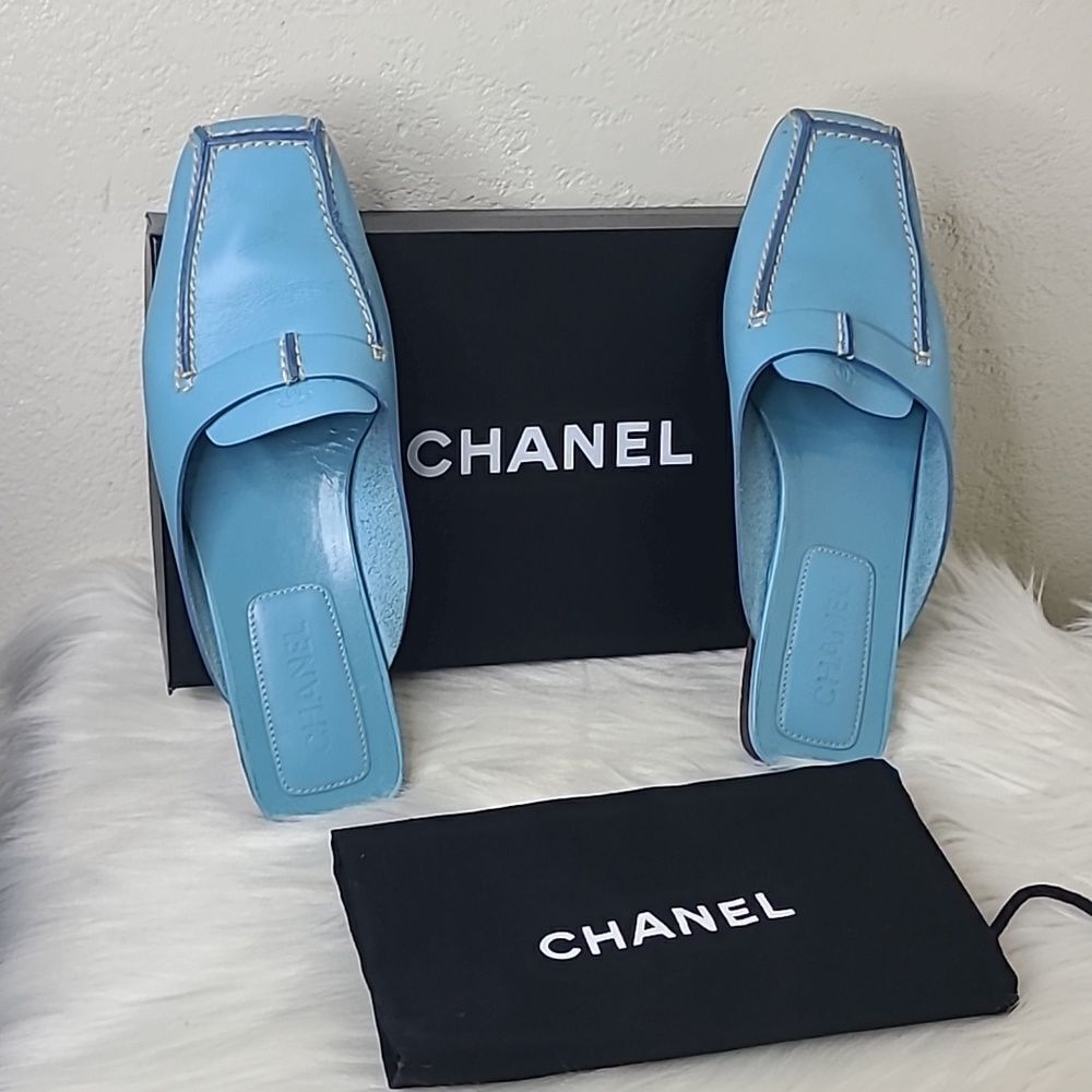 💯 Authentic Chanel Mule Size 37 🍀